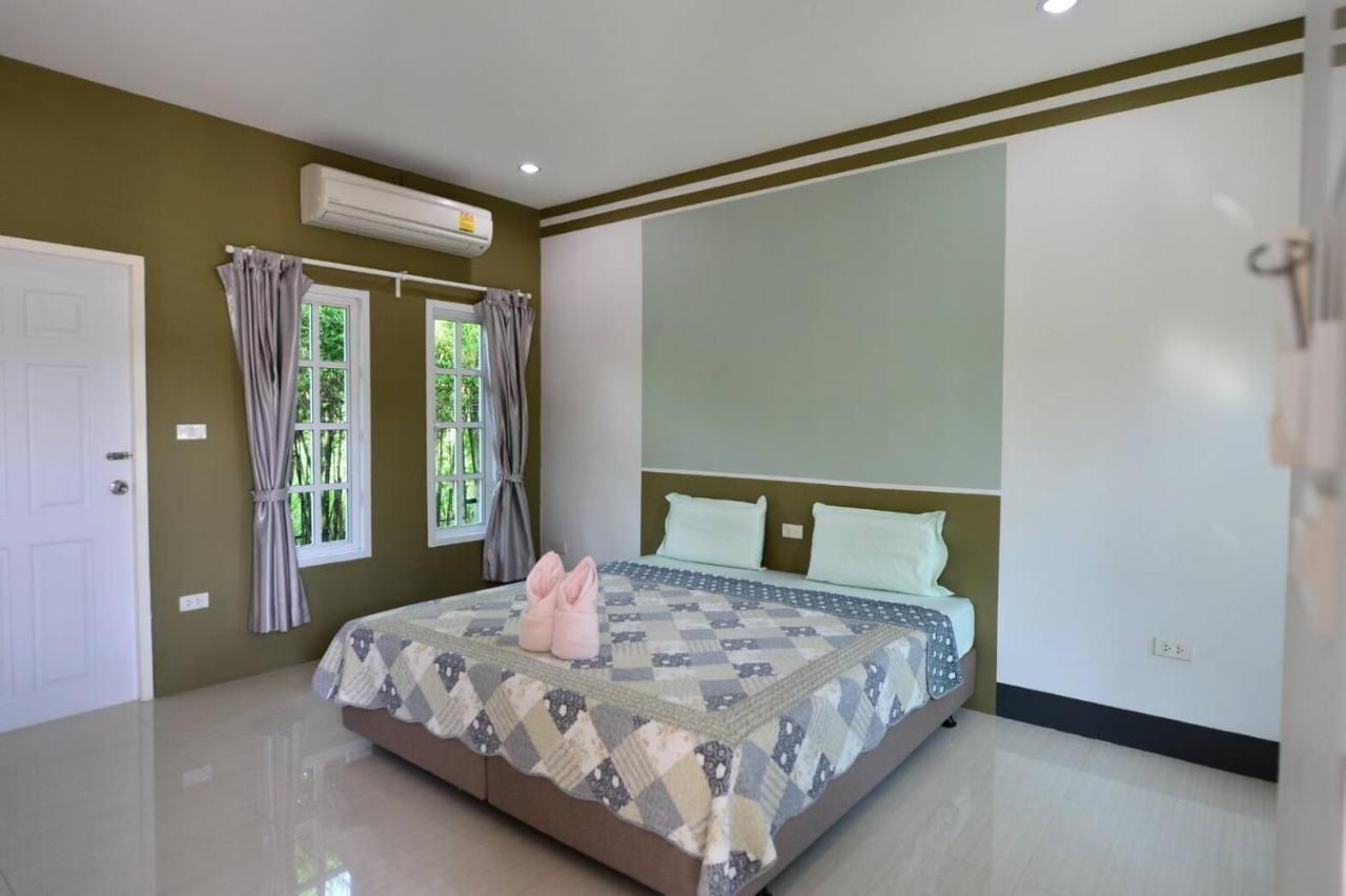 Baan Suan Resort Juree Punsuk Suphanburi Extérieur photo