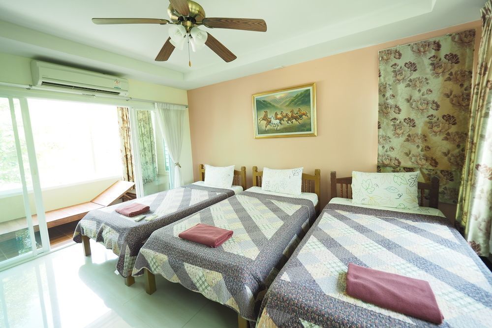 Baan Suan Resort Juree Punsuk Suphanburi Extérieur photo